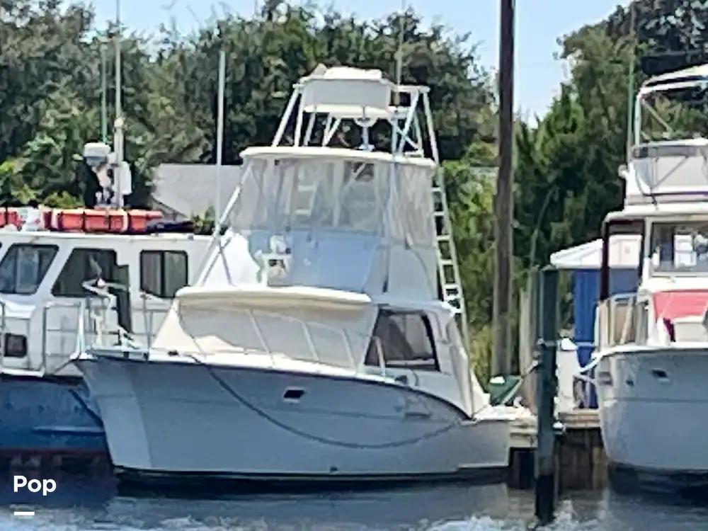 Hatteras Yachts 42 Convertible