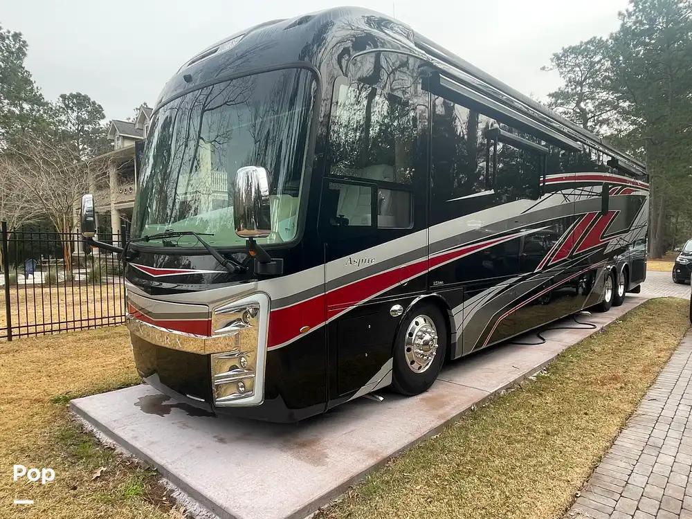 2019 Entegra Coach Anthem 44B specs and literature guide